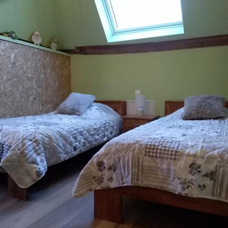 Gite De La Ferme Des Crins Blancs Villa อาซบรูค ภายนอก รูปภาพ