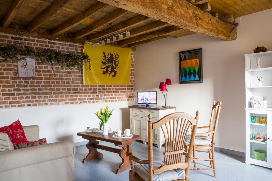 Gite De La Ferme Des Crins Blancs Villa อาซบรูค ภายนอก รูปภาพ